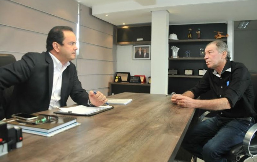 Roberto Pires recebeu João Emídio esta semana