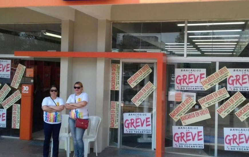 Bancários estão em greve desde o último dia 6