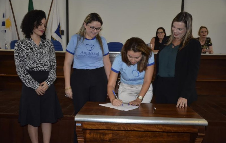 Vice-governadora Claudia Lelis na posse do Coede