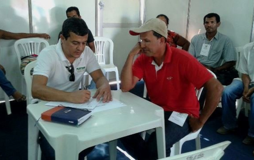 Produtores rurais participam de rodada de negócios