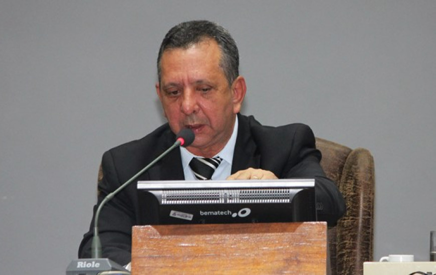 Toinho apresentou diversos requerimentos na mesma sessão, na AL