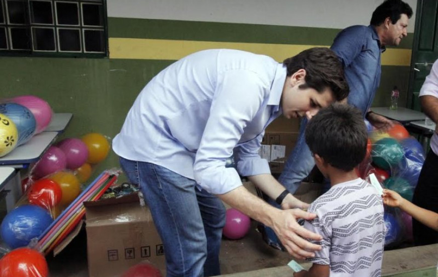 Deputado estadual Olyntho Neto