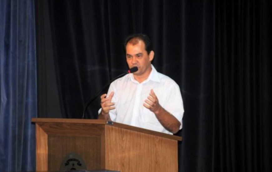 "Lipe" pode ser impedido de entrar na Prefeitura de Riachinho