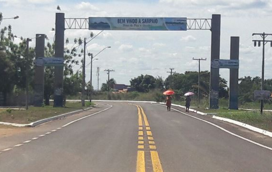 TO- 403, entre o povoado Itaúba e Sampaio, é um dos trechos