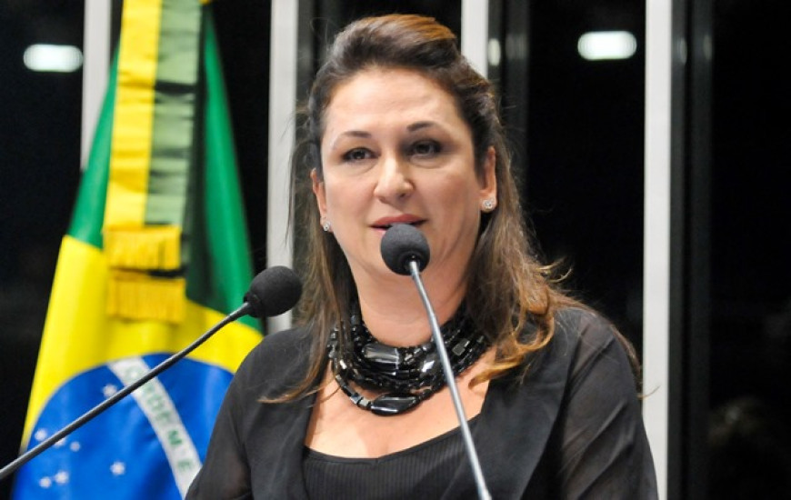 Senadora foi reeleita para comandar a Faet
