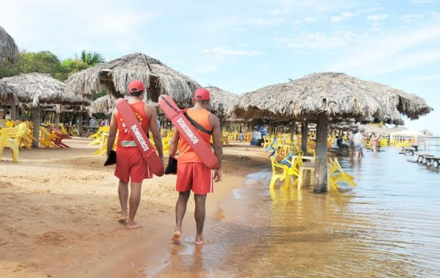 Bombeiros apoiam temporada