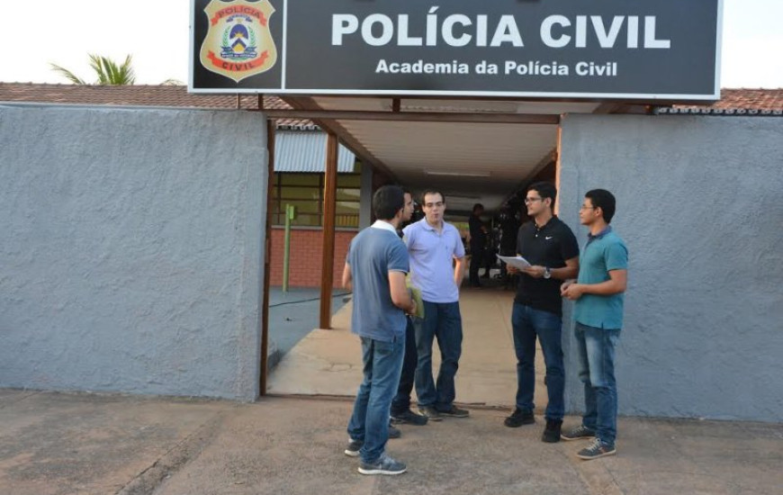 Aprovados se inscrevem na Acadepol