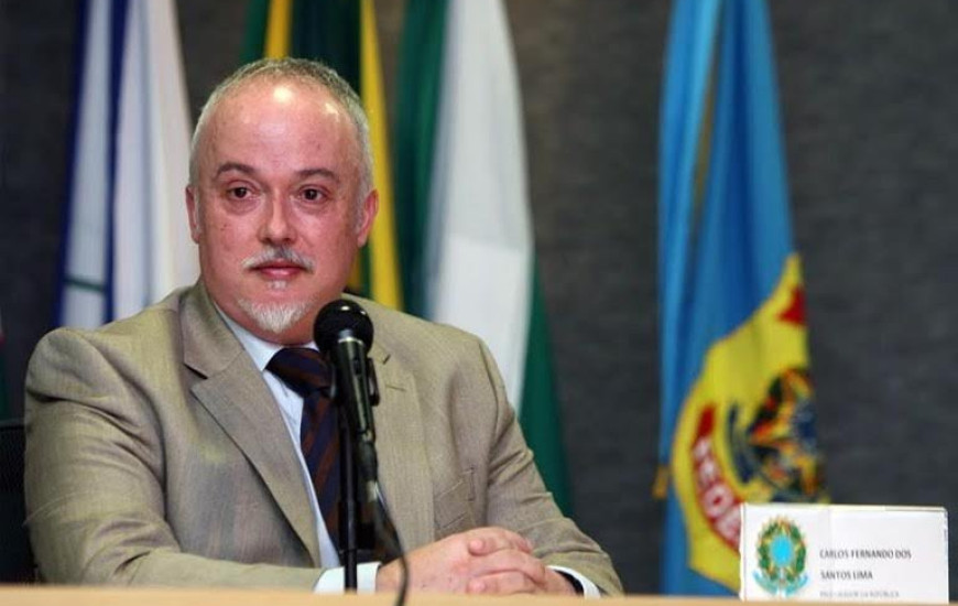 Carlos Fernando dos Santos