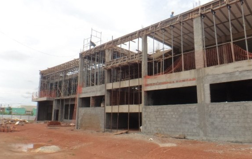 Obras são paralisadas na UFT