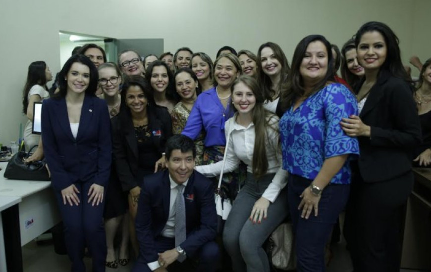 Grupo de Walter Ohofugi tem 33 mulheres