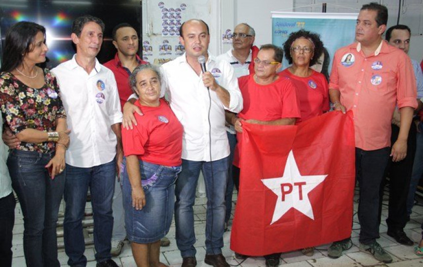 Militantes petistas com Sandoval