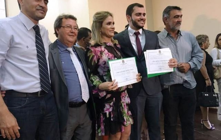 Deputado Vilmar com diplomados