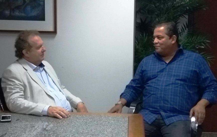 Gomes também deve representar Carlesse em alguns compromissos no Bico