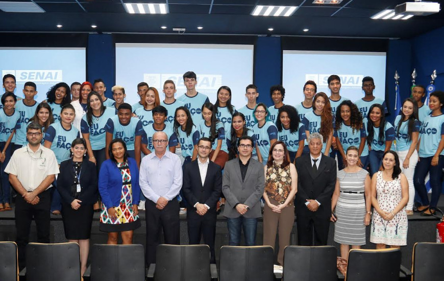 Eles concluíram o curso após 1 ano e 9 meses