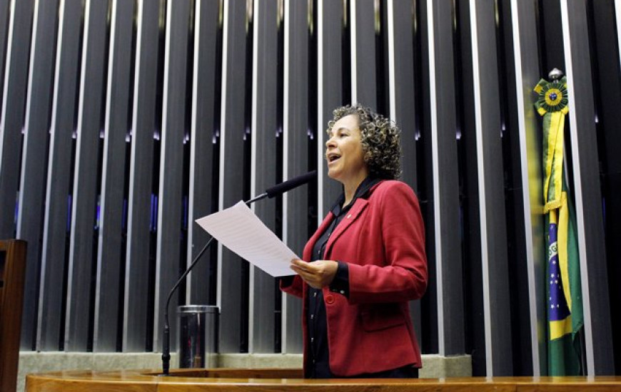 Pesquisa aponta déficit na conclusão do ensino médio com qualidade