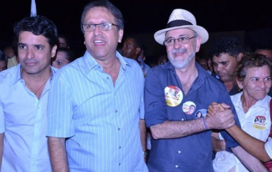 Miranda lidera intenções de voto no Estado