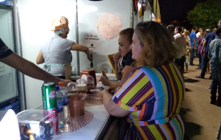 Candidata visitou todos os 69 stands participantes da competição