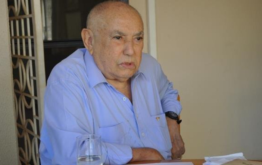 Siqueira lamenta desgaste da política brasileira