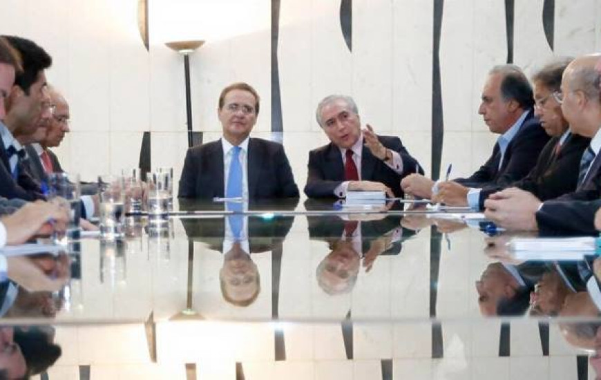 Vice-presidente, Michel Temer recebeu governadores