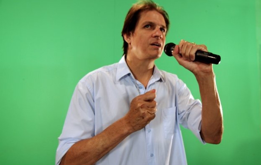 Luciano Coelho defende projetos para educação