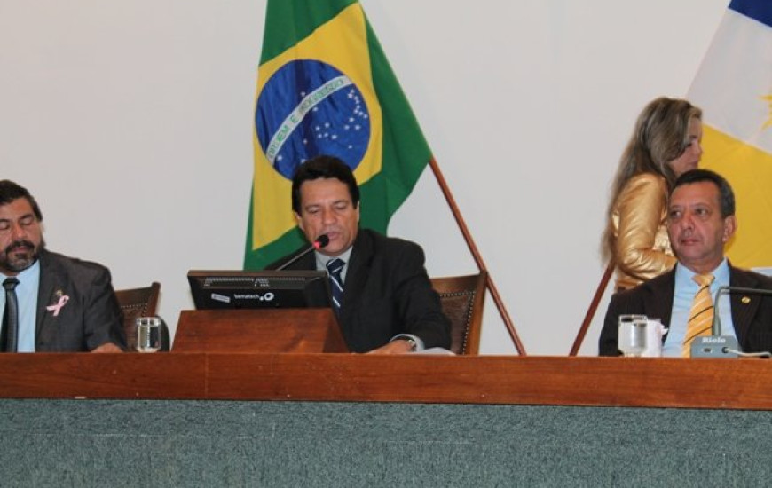 Deputado Osíres Damaso