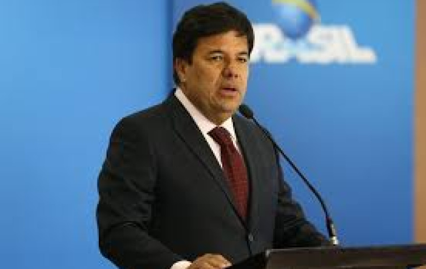 Ministro da Educação, Mendonça Filho, faz orientação sobre redação do Enem