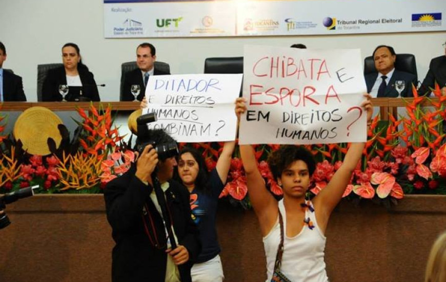 Ativista durante congresso sobre Direitos Humanos