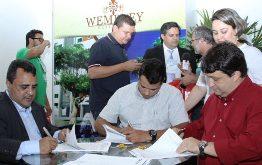 Stand M&V na Fenepalmas