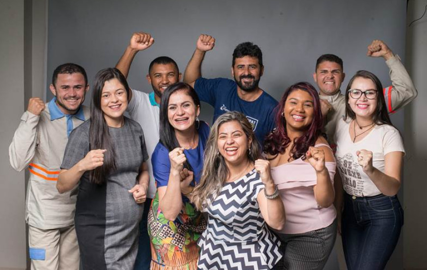 Colaboradores da Energisa Tocantins na torcida pela conquista.