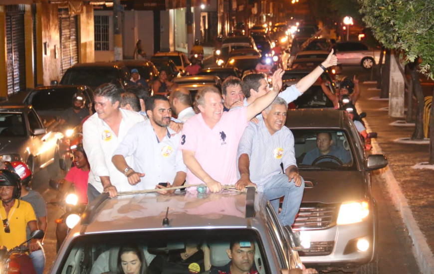 Carlesse comemorou 2º turno em carreata por Gurupi