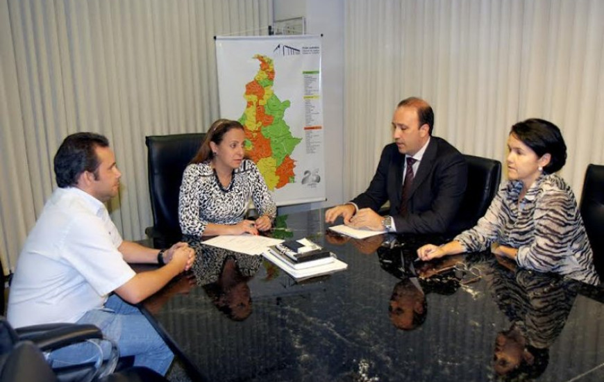 Presidente do TJ assinou a ordem de serviço