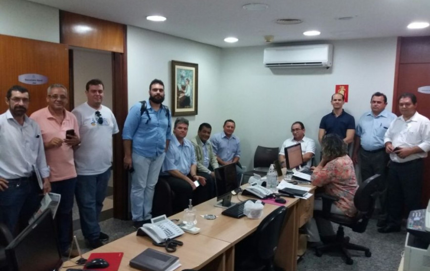 Governo mantém proposta da data-base