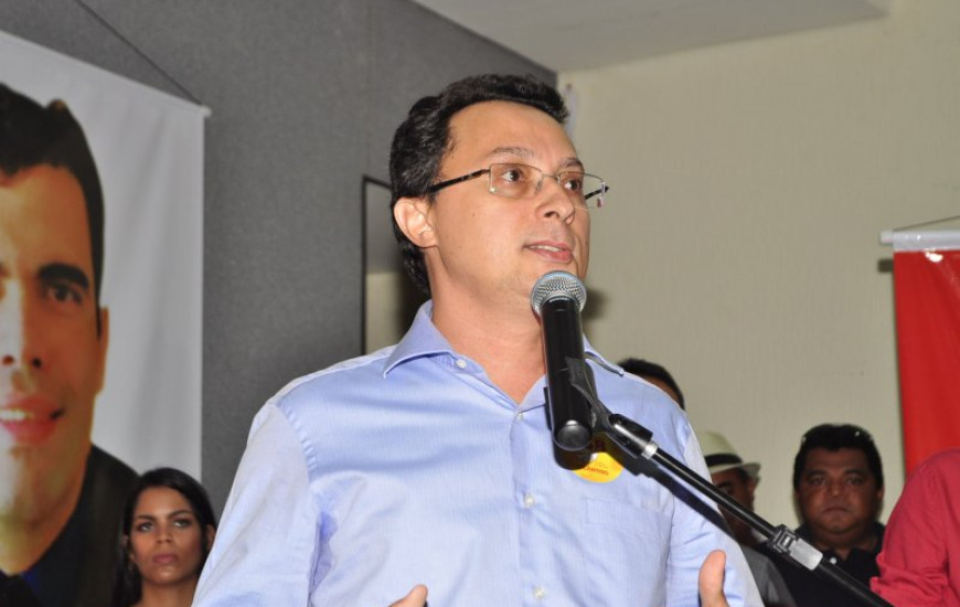 Danilo de Melo: dobradinha pela educação