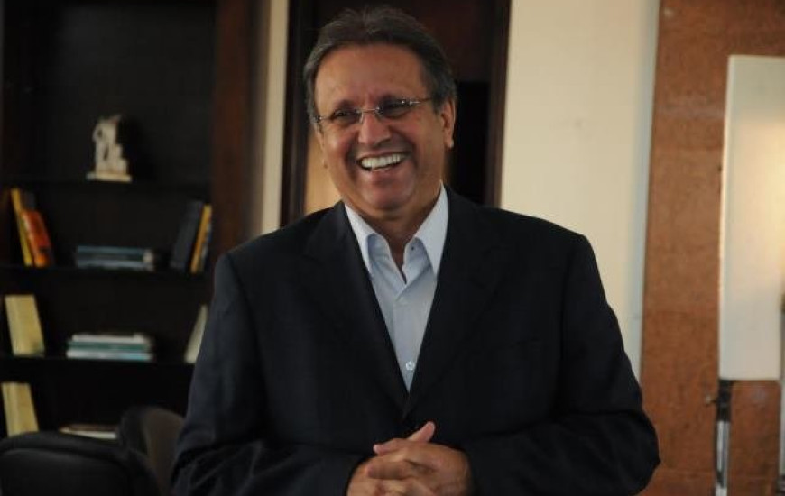 Miranda empossa nova secretária da Educação