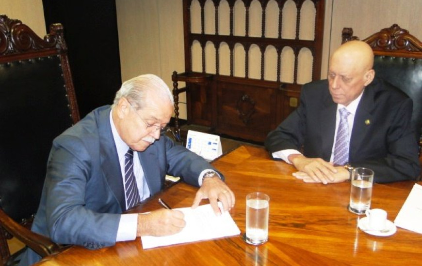 Senador e ministro dos Transportes