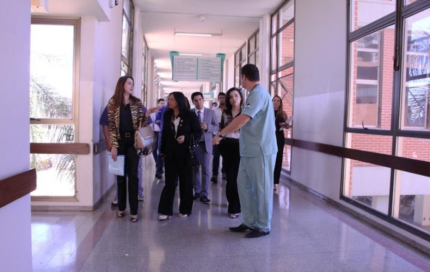 Comitê visita o HGP e divulgará relatório dia 26