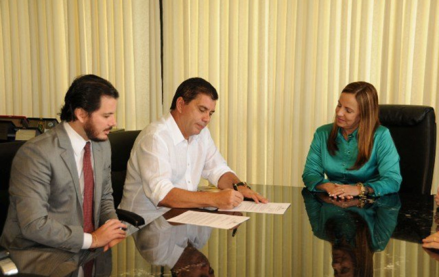 Prefeito se reune com presidente do TJ