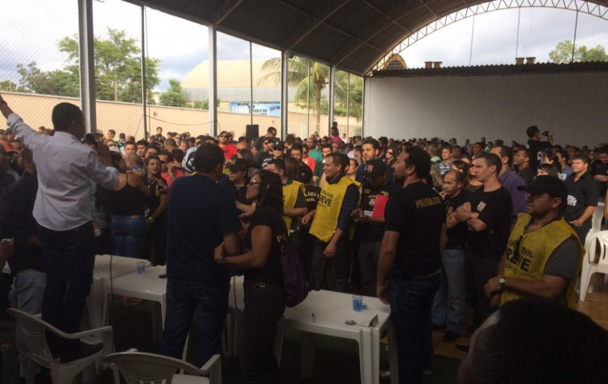 1.378 policiais compareceram à assembleia