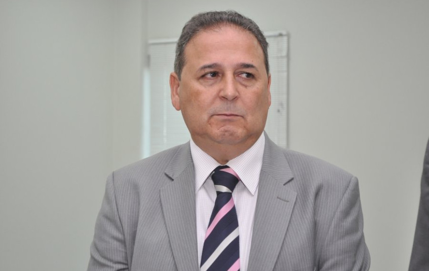 Secretário confirma publicação de edital