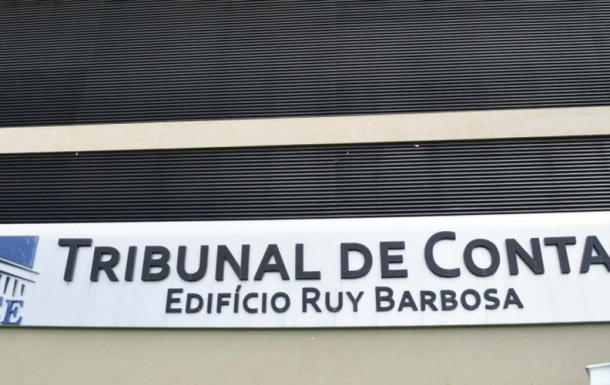 TCE analisa prestações de contas.