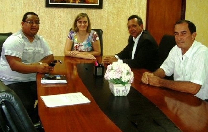 Toinho articula reunião com Vanda