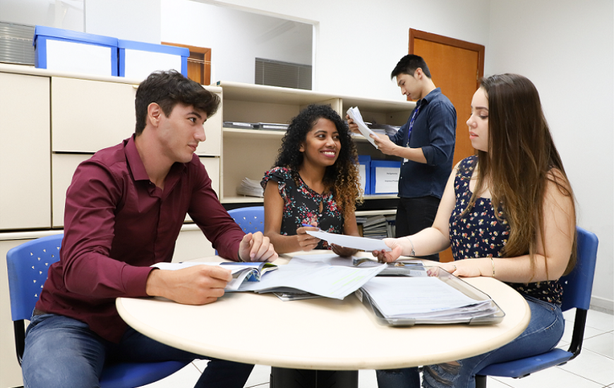As vagas são para alunos do Ensino Médio, Técnico e Superior