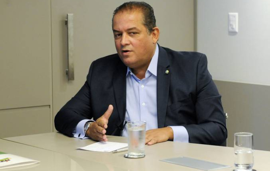 Senador Eduardo Gomes, líder do governo no Congresso Nacional