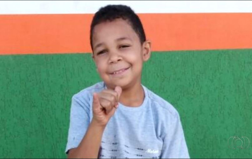 Menino de 9 anos é baleado e morre após nove dias na UTI