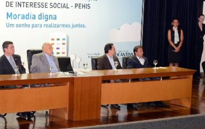 Seminario foi aberto ontem