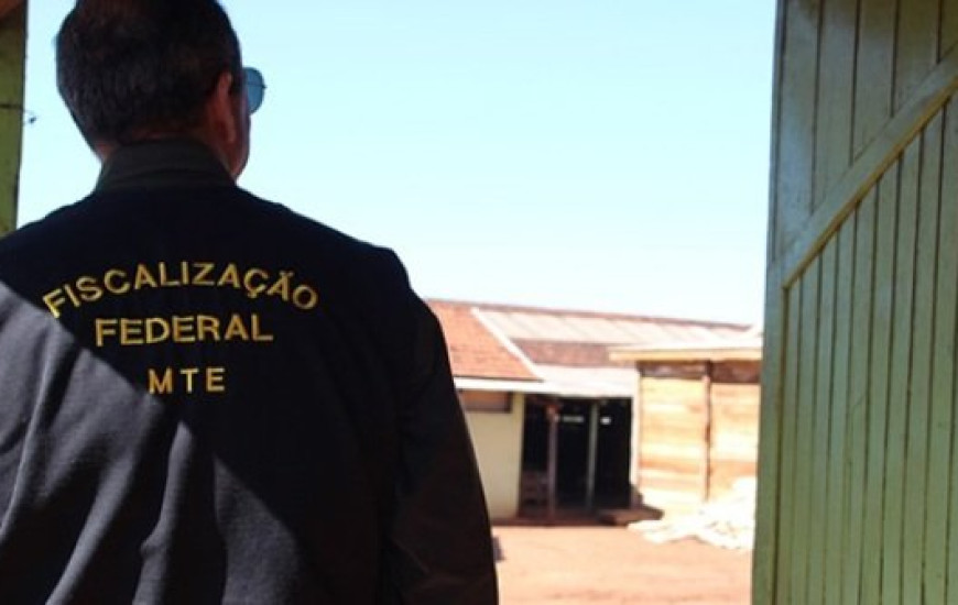 MTE fiscaliza situação de trabalhadores no país