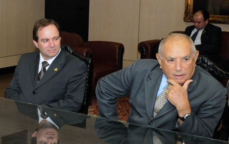 Senador e governador em audiência