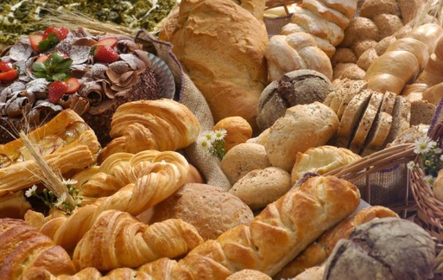 Curso de panificação é ministrado no Cras