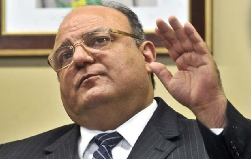 Vaccarezza quer votar logo a regulamentação