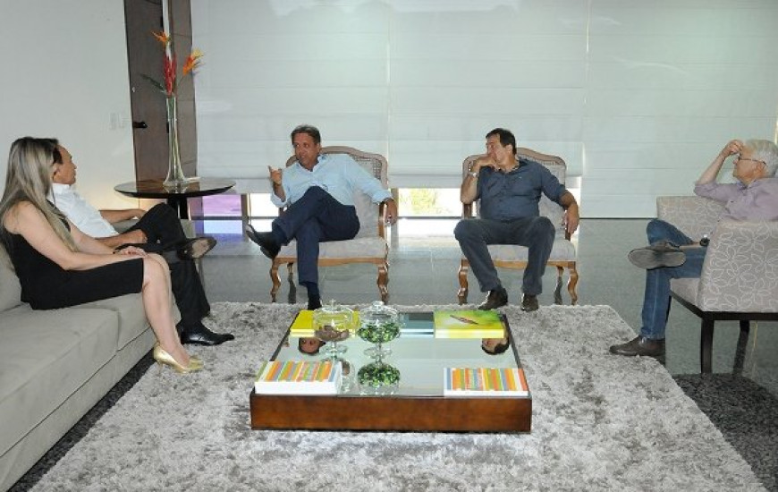 Reunião aconteceu no Palácio Araguaia